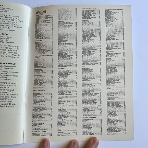 Vintage 1972 Cookbook Festive Foods Paperback with Staple Binding - Picture 10 of 11